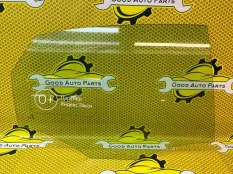 Стекло двери Volkswagen Polo