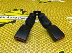 Замок ремня безопасности Volkswagen Polo