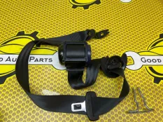 Ремень безопасности Volkswagen Polo