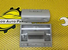 Плафон освещения салона Volkswagen Polo