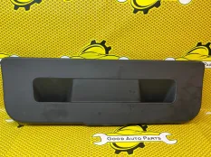 Обшивка крышки багажника Volkswagen Polo