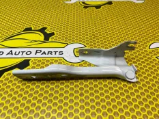 Петля капота Volkswagen Polo