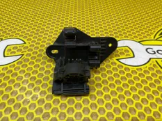 Кронштейн трубок кондиционера Volkswagen Polo