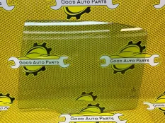 Стекло двери SKODA Octavia