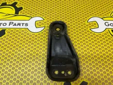 Кронштейн подрамника Volkswagen Polo