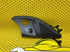 Уголок двери (высокочастотный динамик) внутренний SKODA Octavia