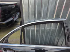 Молдинг стекла двери задней правой Mercedes-Benz S-класс W221 (2005—2009)