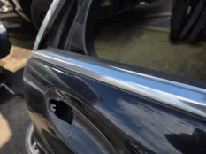 Молдинг стекла двери задней правой Mercedes-Benz S-класс W221 (2005—2009) Mercedes-Benz S-класс W221 (2005—2009)