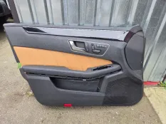 Обшивка двери передней левой Mercedes-Benz E-класс W212/S212/C207/A207 (2009—2013)