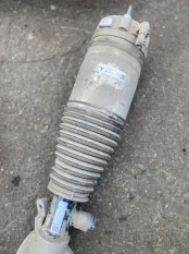 Амортизатор передний правый Voyah Dream I рестайлинг (2024—2026) Voyah Dream I рестайлинг (2024—2026)