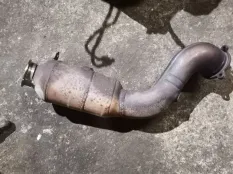 Катализатор Mercedes-Benz C-класс W204/S204 (2006—2011)