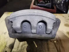 Суппорт передний правый Mercedes-Benz GLE-класс V167 (2018—2026)