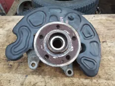 Кулак передний правый Mercedes-Benz V-класс W447 рестайлинг (2019—2026)