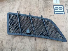 Решетка в капот Mercedes-Benz M-класс W164 (2005—2008)