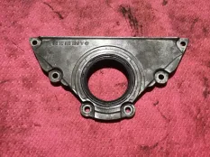 Крышка коленвала Mercedes-Benz GLK-класс X204 рестайлинг (2012—2015)