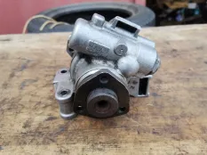 Насос ГУР Mercedes-Benz Viano W639 (2003—2010)