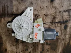 Моторчик стеклоподъемника переднний левый Mercedes-Benz E-класс W212/S212/C207/A207 (2009—2013)