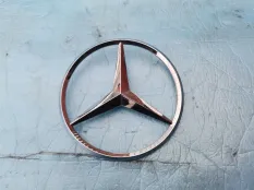 Эмблема на крышку багажника Mercedes-Benz M-класс W164 (2005—2008)