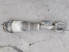 Амортизатор передний правый Mercedes-Benz GLE-класс Coupe C292 (2015—2019)