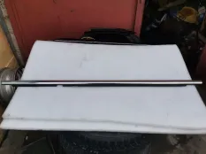 Молдинг стекла двери задней левой Mercedes-Benz R-класс W251 (2005—2007)