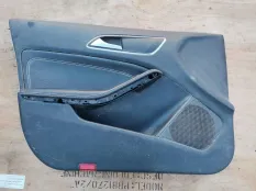 Обшивка двери передней левой Mercedes-Benz A-класс W176 (2012—2015)