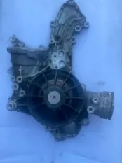 помпа водяная Mercedes-Benz GL-класс X166 (2012—2016)