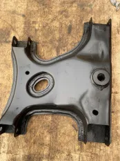 Кронштейн подрамника Mercedes-Benz V-класс W447 рестайлинг (2019—2026)