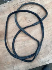 Уплотнитель багажника Mercedes-Benz V-класс W447 рестайлинг (2019—2026)