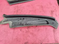 Накладка стойки задней левой Mercedes-Benz V-класс W447 рестайлинг (2019—2026)