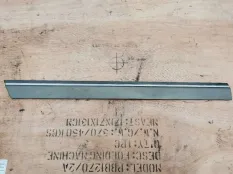 Молдинг задней правой двери Mercedes-Benz B-класс W245 рестайлинг (2008—2011)