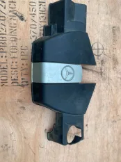 Накладка декоративная на двигатель Mercedes-Benz M-класс W163 (1997—2001)