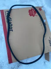 Уплотнитель стекла Mercedes-Benz V-класс W447 рестайлинг (2019—2026)