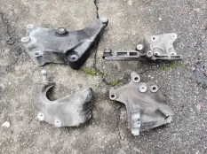 Кронштейн опоры двигателя Mercedes-Benz V-класс W447 (2014—2025)