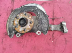 Кулак передний левый Lexus LS IV (2006—2009)