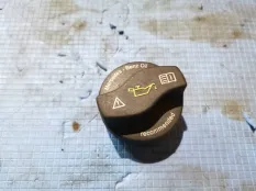 Крышка маслозаливной горловины Mercedes-Benz A-класс AMG W176 рестайлинг (2015—2018)