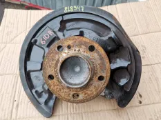 Кулак задний правый Mercedes-Benz A-класс W176 (2012—2015)