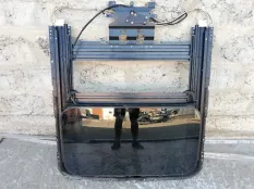 Люк Audi A8 D3 (2002—2005)