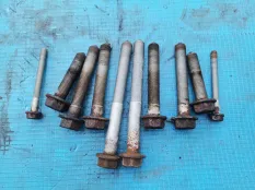 Болт Mercedes-Benz V-класс W447 (2014—2025)