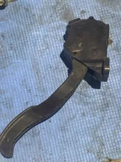 Педаль газа Toyota Highlander IV (2019—2026)