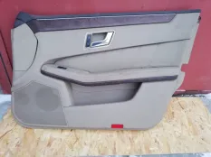 Обшивка двери Mercedes-Benz E-класс W212/S212/C207/A207 (2009—2013)