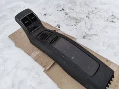 Подлокотник Mercedes-Benz CLS-класс C219 (2004—2008)