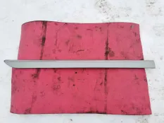 накладка на боковую дверь Mercedes-Benz R-класс W251 рестайлинг (2007—2010)