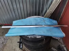 Молдинг стекла Mercedes-Benz E-класс W212/S212/C207/A207 (2009—2013)