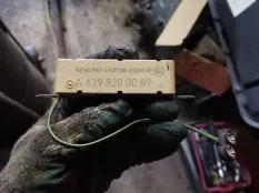 Усилитель антенны Mercedes-Benz Vito W639 (2003—2010)