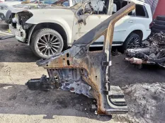 Лонжерон Mercedes-Benz V-класс W447 (2014—2025)