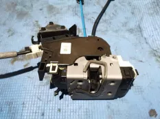 Замок двери Mercedes-Benz C-класс W204/S204 (2006—2011)