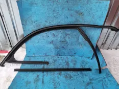 направляющая стекла Mercedes-Benz A-класс W176 (2012—2015)