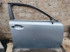 Дверь передняя правая Lexus IS II рестайлинг (2008—2010)