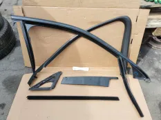 Уплотнитель двери Mercedes-Benz GLC-класс X253 (2015—2019)