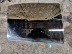 Стекло боковое Mercedes-Benz C-класс W204/S204 (2006—2011)